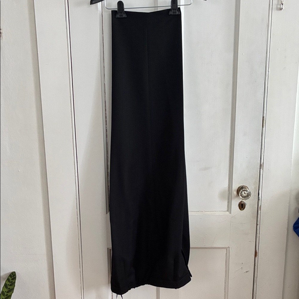 Le Suit Charcoal Gray Pantsuit - Picture 8 of 9